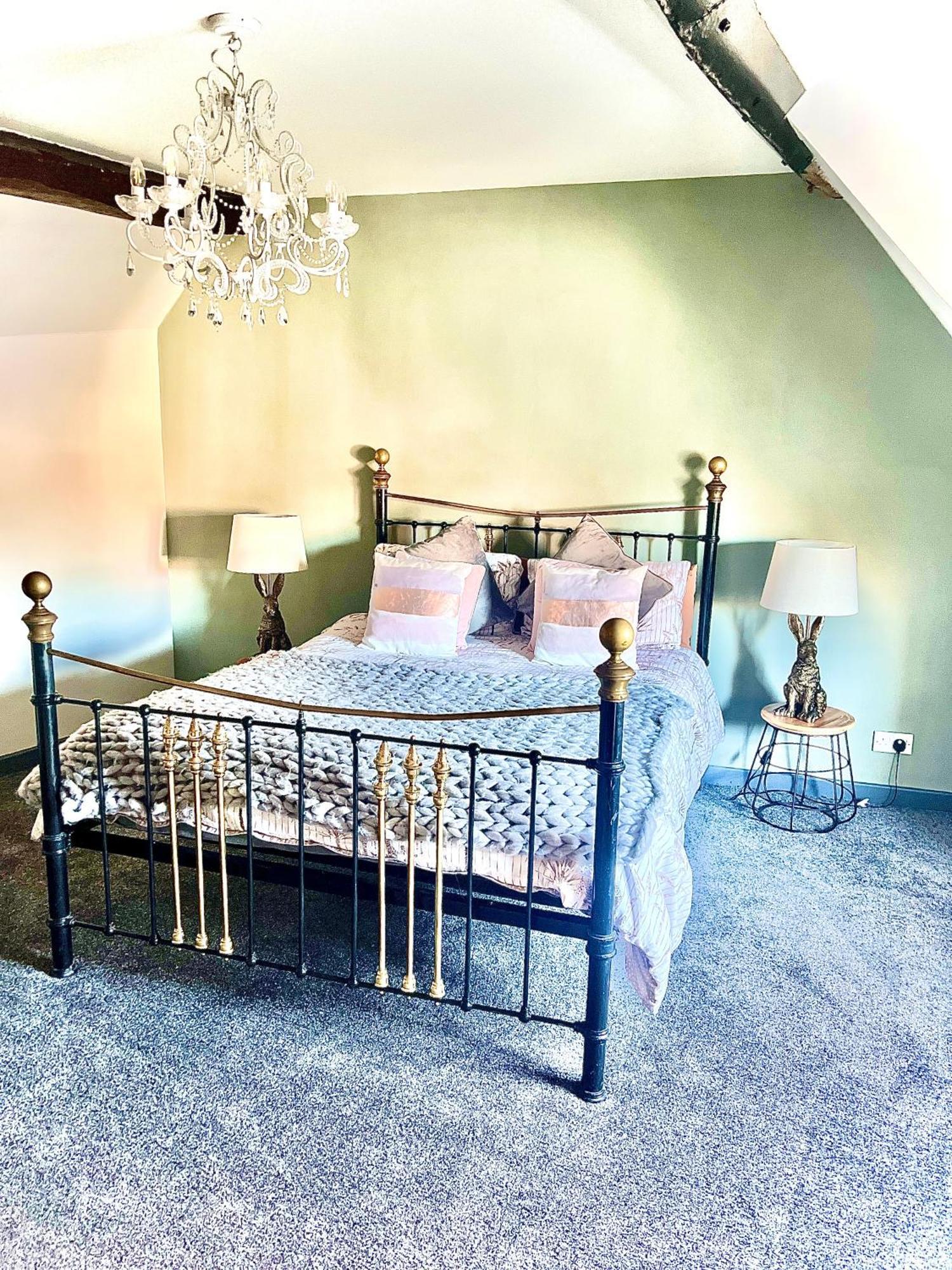 Little Libertys Apartment Shrewsbury Bagian luar foto