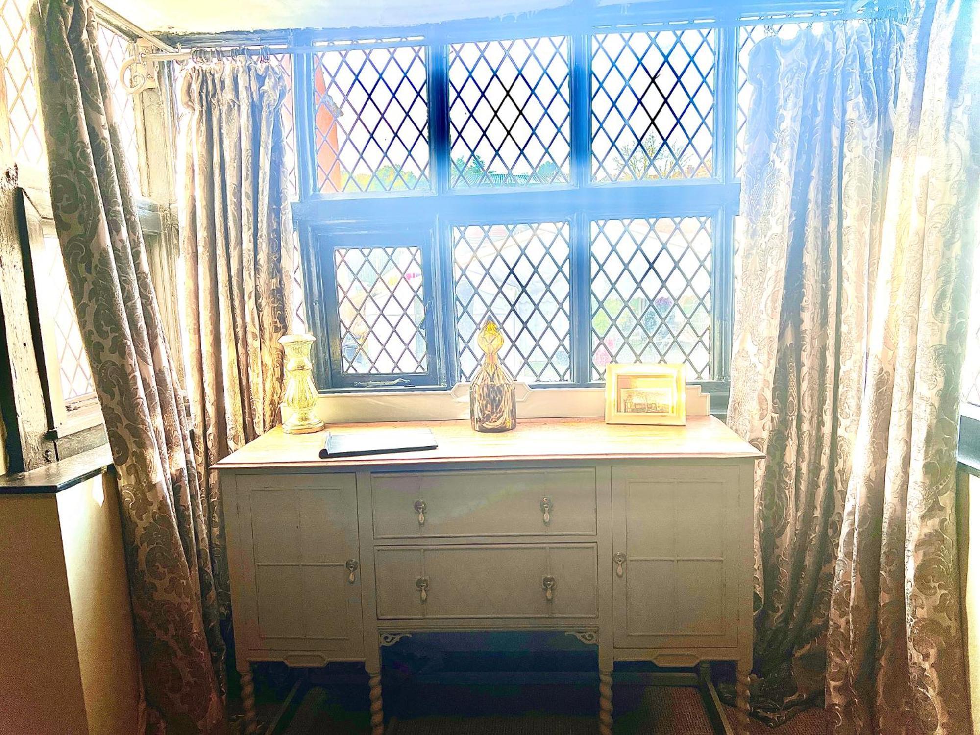 Little Libertys Apartment Shrewsbury Bagian luar foto