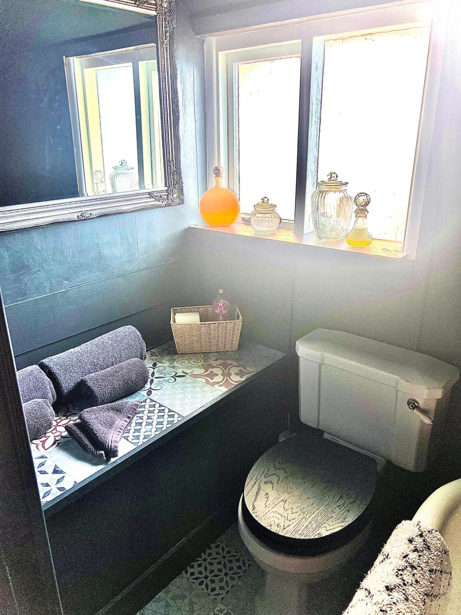 Little Libertys Apartment Shrewsbury Bagian luar foto